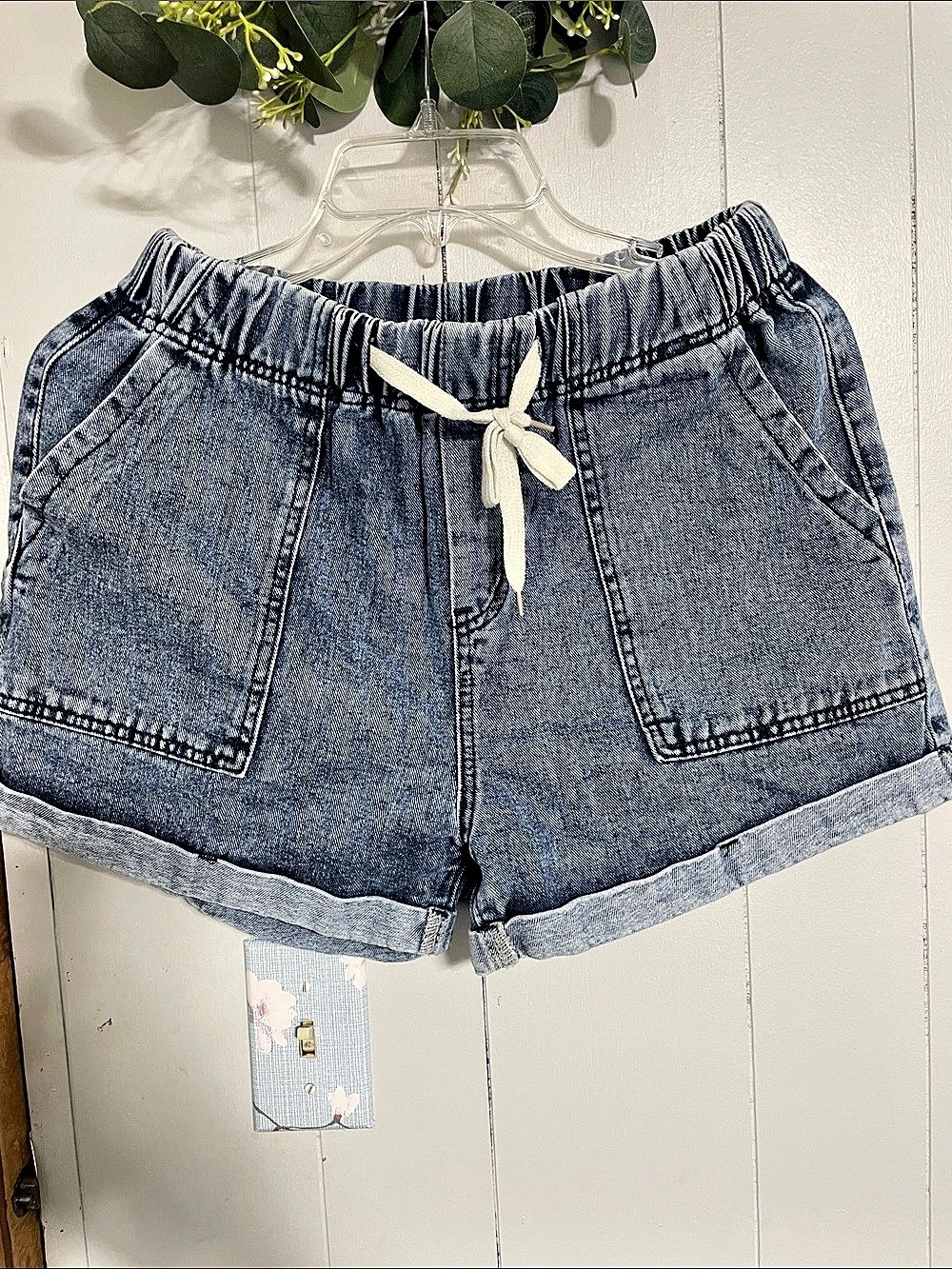 Denim Drawstring Jean Shorts in Blue Like New